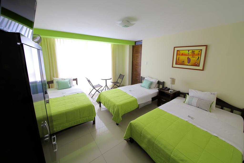 Hostal Florida Chiclayo Szoba fotó