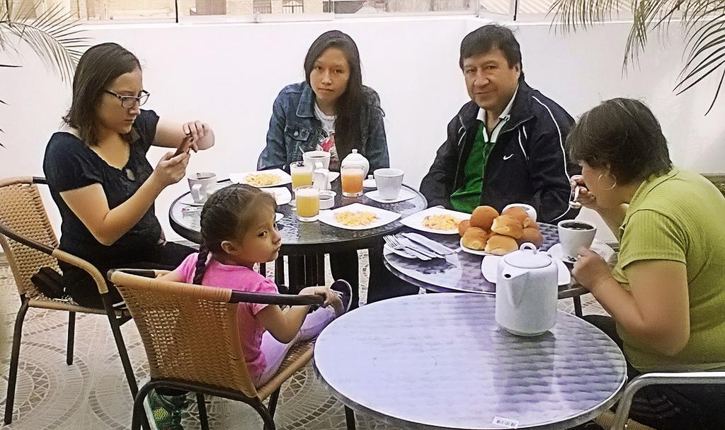 Hostal Florida Chiclayo Kültér fotó